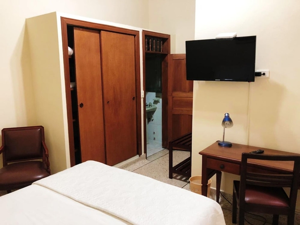 Imagen de la habitación del Hotel Stein Colonial. Foto 10