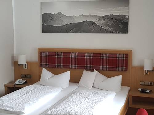 Imagen de la habitación del Hotel Steinbock. Foto 9