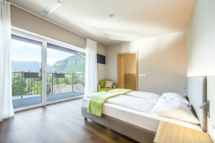 Imagen de la habitación del Hotel Steiner. Foto 12