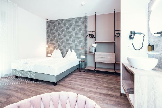 Imagen de la habitación del Hotel Steiner. Foto 13