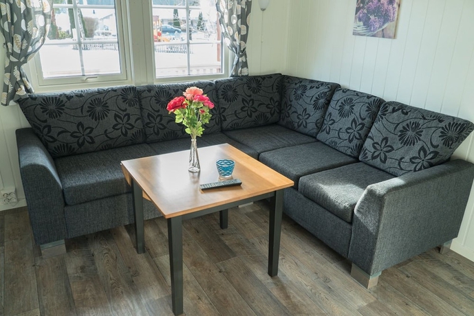 Imagen de la habitación del Hotel Steinvik Camping. Foto 10
