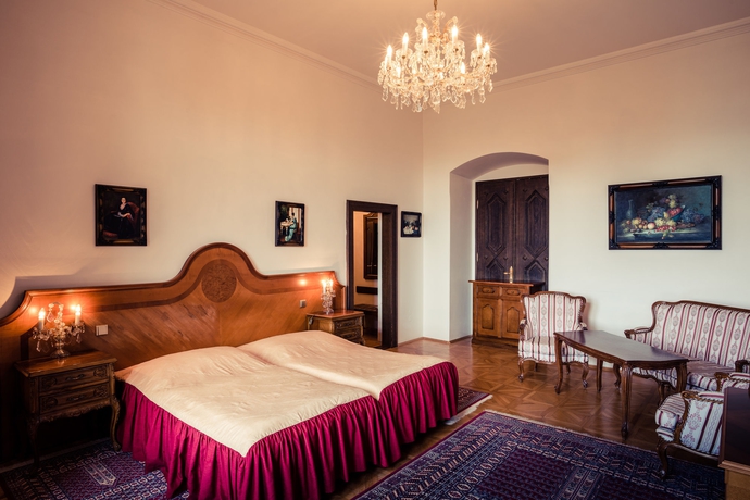 Imagen de los interiores del Hotel Stekl. Foto 14