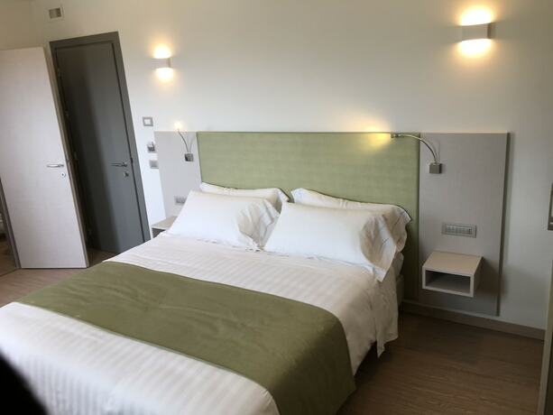 Imagen de la habitación del Hotel Stele di Nora. Foto 14