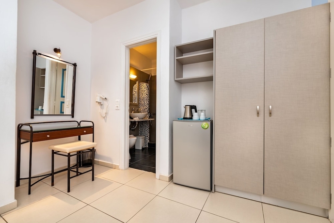 Imagen de la habitación del Hotel Stelios Place, Perissa-Perivolos. Foto 5