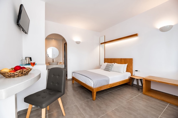Imagen de la habitación del Hotel Stelios Place, Perissa-Perivolos. Foto 12