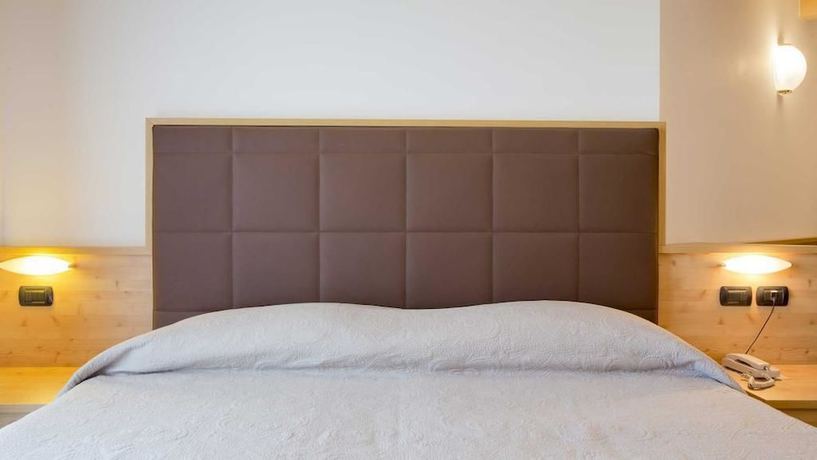 Imagen de la habitación del Hotel Stella Alpina, Andalo. Foto 3