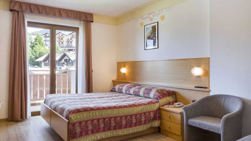 Imagen de la habitación del Hotel Stella Alpina, Andalo. Foto 14
