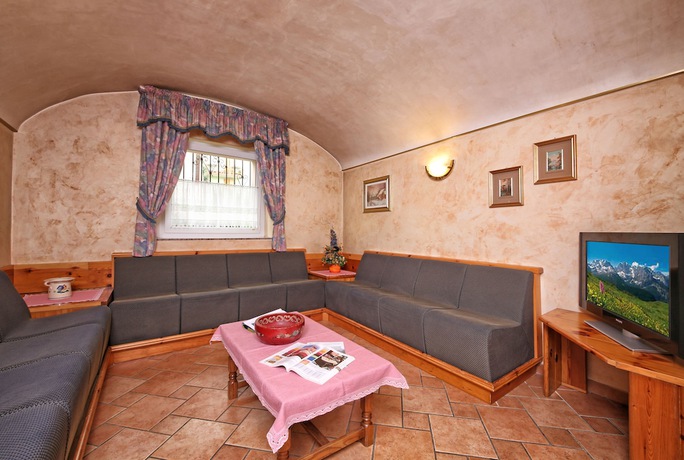 Imagen de la habitación del Hotel Stella Alpina. Foto 10