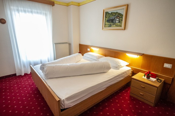 Imagen de la habitación del Hotel Stella Alpina, Predazzo. Foto 10