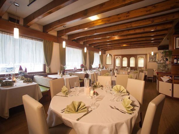 Imagen del bar/restaurante del Hotel Stella Alpina, Villotta. Foto 6