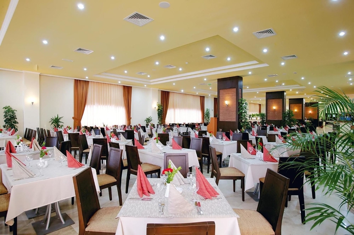 Imagen del bar/restaurante del Hotel Stella Beach - All Inclusive. Foto 5