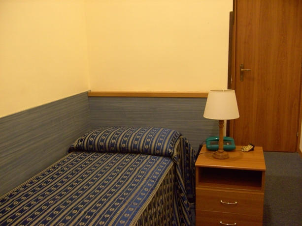 Imagen de la habitación del Hotel Stella, Castro Pretorio. Foto 2