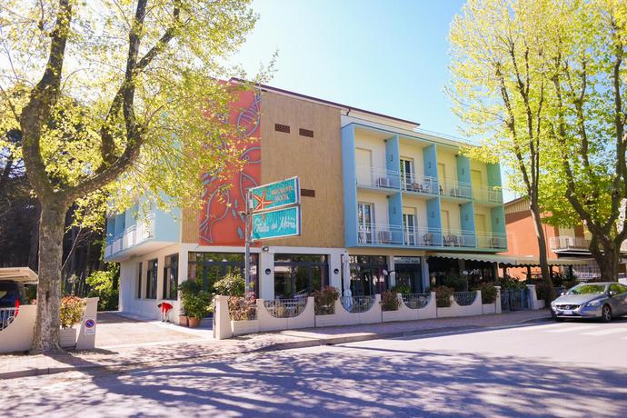 Imagen general del Hotel Stella Del Mare, Cervia. Foto 3