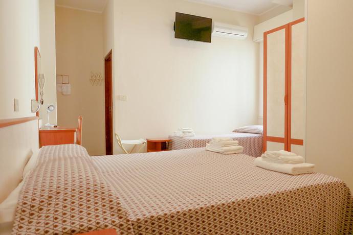 Imagen de la habitación del Hotel Stella Del Mare, Cervia. Foto 5