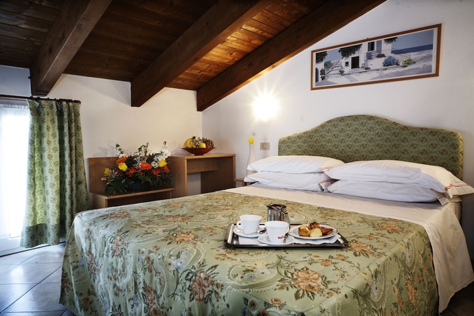 Imagen de la habitación del Hotel Stella D'oro, Rimini. Foto 1