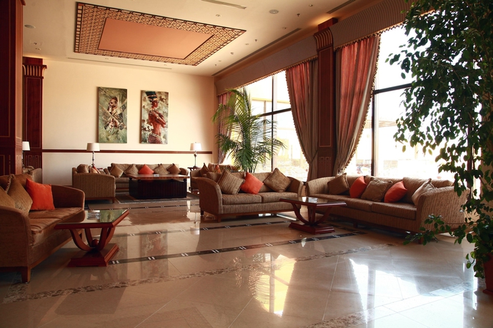 Imagen del bar/restaurante del Hotel Stella Gardens Resort and Spa - Makadi Bay. Foto 2