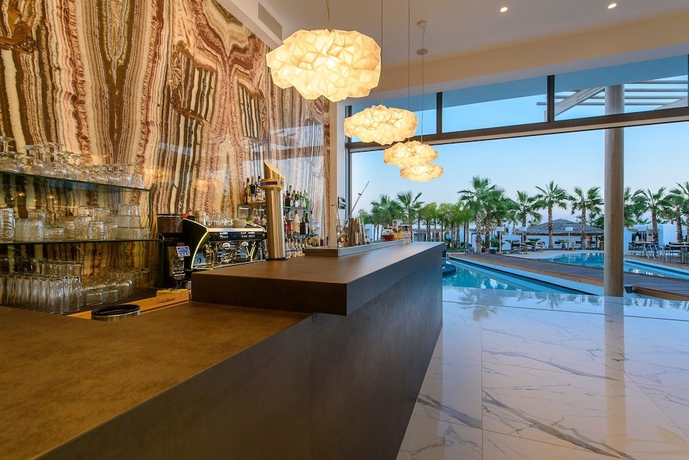 Imagen del bar/restaurante del Hotel Stella Island Resort & Spa (Adults Only). Foto 2