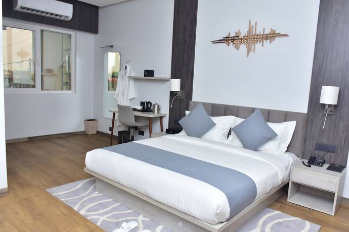 Imagen de la habitación del Hotel Stella, Kinshasa. Foto 8