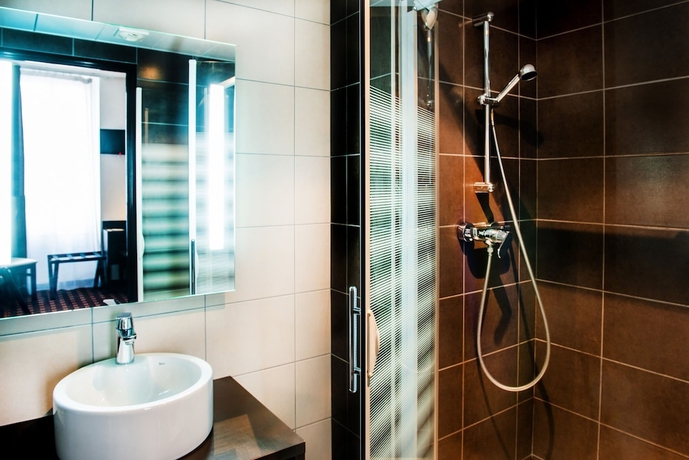 Imagen de la habitación del Hotel Stella, Lourdes. Foto 2