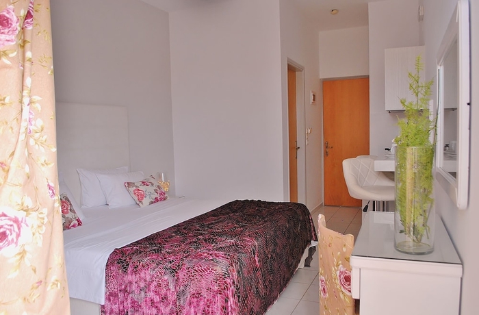 Imagen de la habitación del Hotel Stella Maria. Foto 18