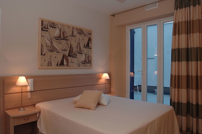 Imagen de la habitación del Hotel Stella Marina, Isole di Ustica. Foto 7