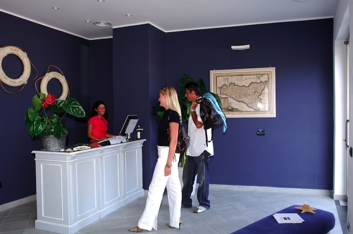 Imagen de los interiores del Hotel Stella Marina, Isole di Ustica. Foto 19