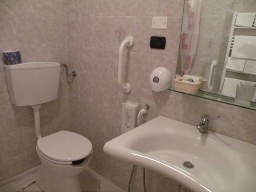 Imagen de la habitación del Hotel Stella Marina, Lerici. Foto 13