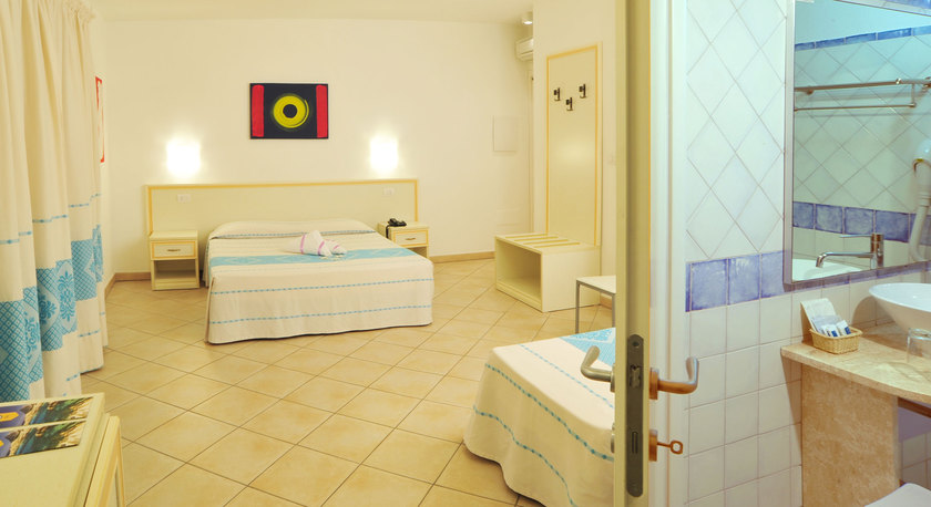 Imagen de la habitación del Hotel Stella Marina, San Teodoro . Foto 9