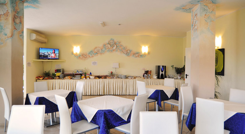 Imagen del bar/restaurante del Hotel Stella Marina, San Teodoro . Foto 3