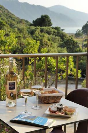 Imagen de la habitación del Hotel Stella Marina, Serriera. Foto 3