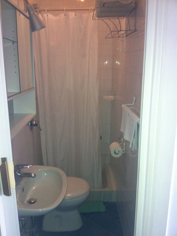 Imagen de la habitación del Hotel Stella Maris, Capri. Foto 7