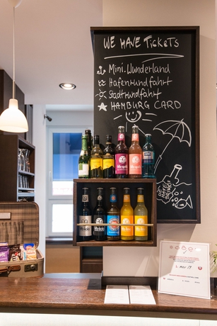 Imagen del bar/restaurante del Hotel Stella Maris, Hamburgo. Foto 3