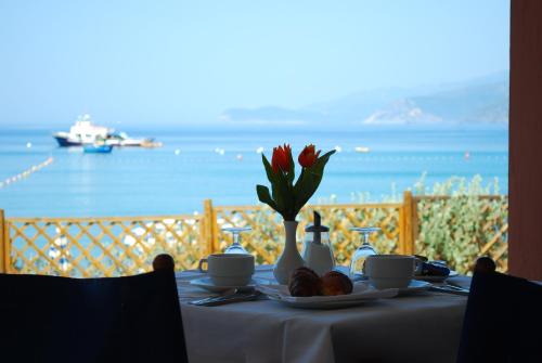 Imagen general del Hotel Stella Maris, Morcone. Foto 1