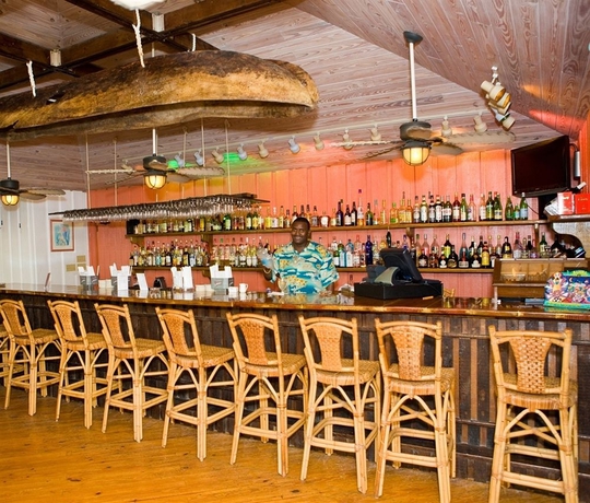 Imagen del bar/restaurante del Hotel Stella Maris Resort Club. Foto 3