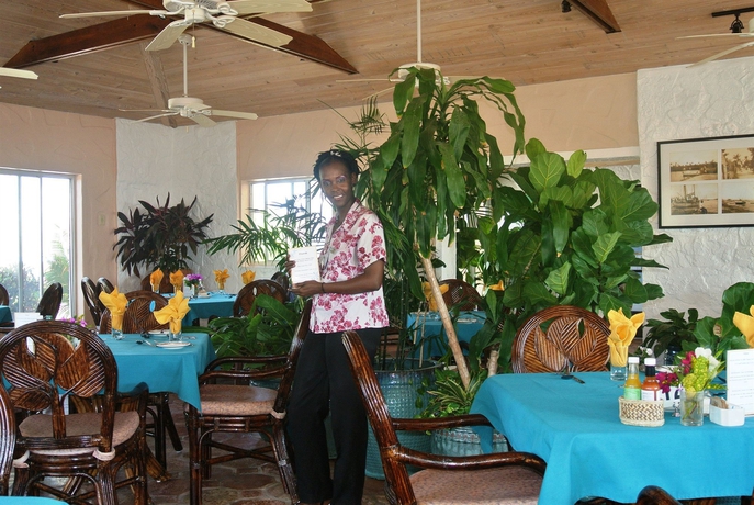 Imagen del bar/restaurante del Hotel Stella Maris Resort Club. Foto 4