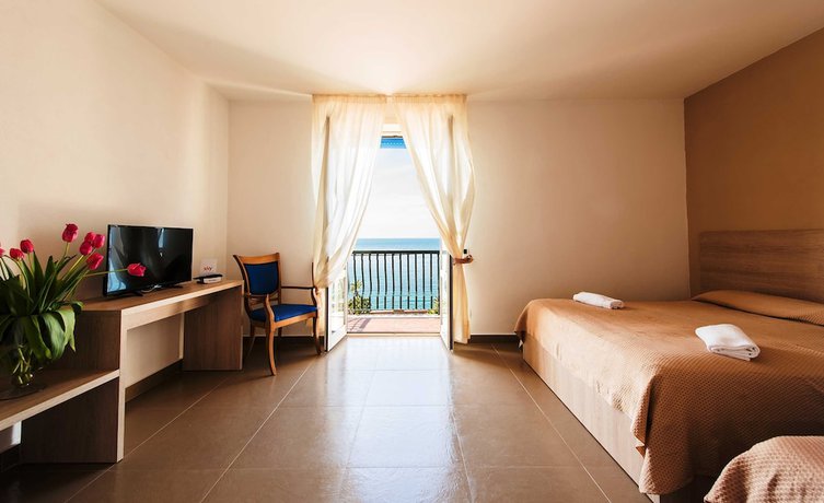 Imagen de la habitación del Hotel Stella Maris Terme And Beauty. Foto 10