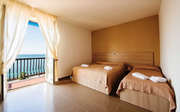 Imagen de la piscina del Hotel Stella Maris Terme And Beauty. Foto 19