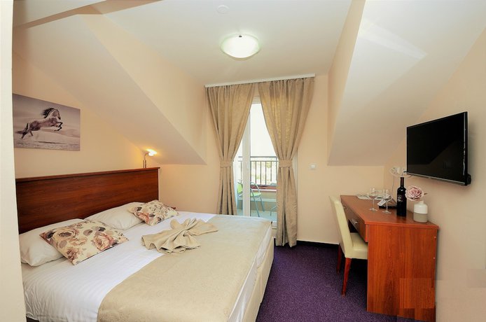 Imagen de la habitación del Hotel Stella Maris, Vodice. Foto 3