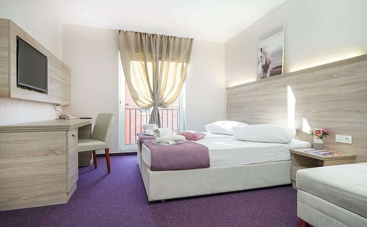 Imagen de la habitación del Hotel Stella Maris, Vodice. Foto 11