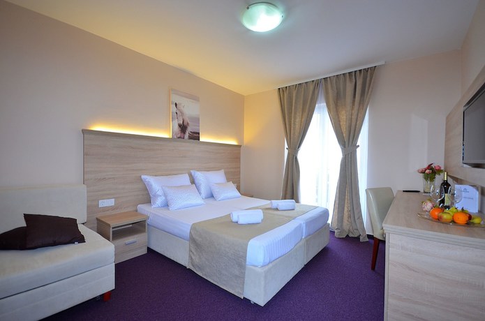 Imagen general del Hotel Stella Maris, Vodice. Foto 2