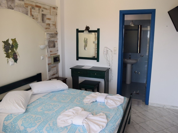 Imagen de la habitación del Hotel Stella Naxos Island. Foto 8