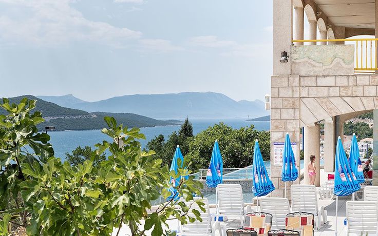 Imagen de la piscina del Hotel Stella, Neum. Foto 19