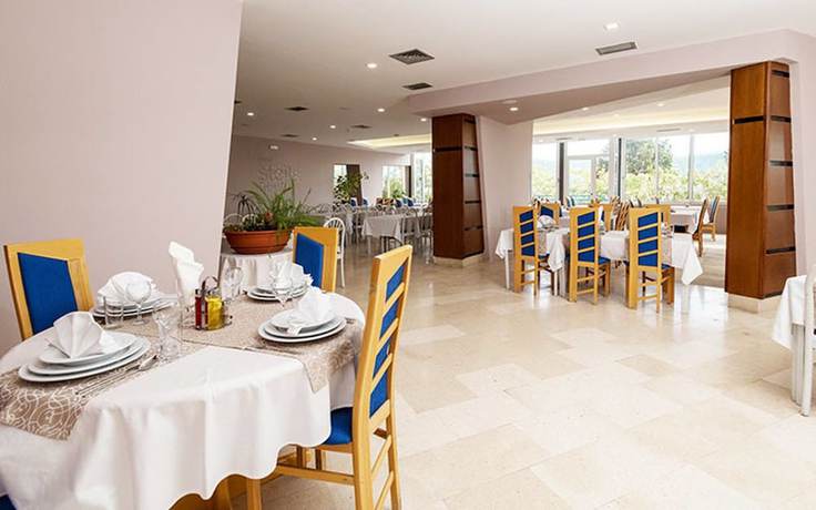 Imagen del bar/restaurante del Hotel Stella, Neum. Foto 4