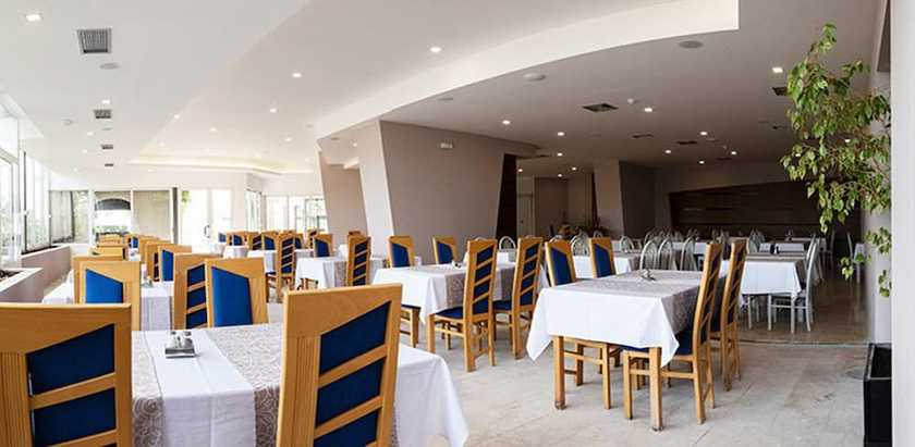 Imagen del bar/restaurante del Hotel Stella, Neum. Foto 5