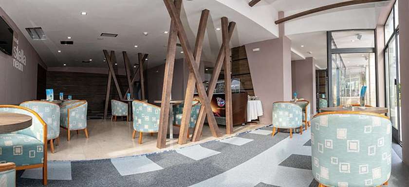 Imagen del bar/restaurante del Hotel Stella, Neum. Foto 6