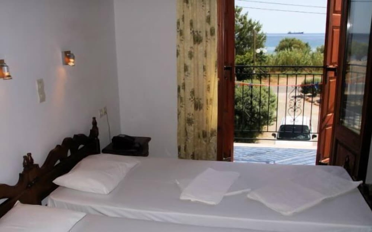 Imagen de la habitación del Hotel Stella, Ormos Marathokampos. Foto 3
