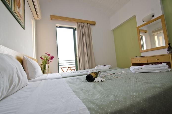 Imagen de la habitación del Hotel Stella, Pefki. Foto 8