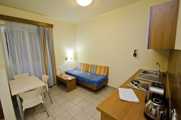 Imagen de la habitación del Hotel Stella, Pefki. Foto 14
