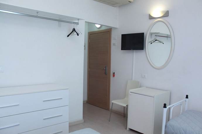 Imagen de la habitación del Hotel Stella Polare. Foto 18