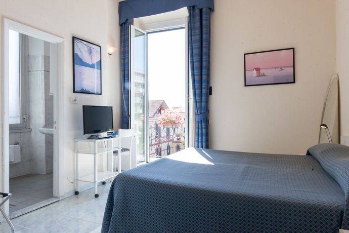 Imagen de la habitación del Hotel Stella Rapallo. Foto 7